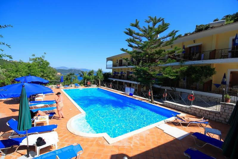 Bella Vista Hotel And Apartments Parga Exteriör bild