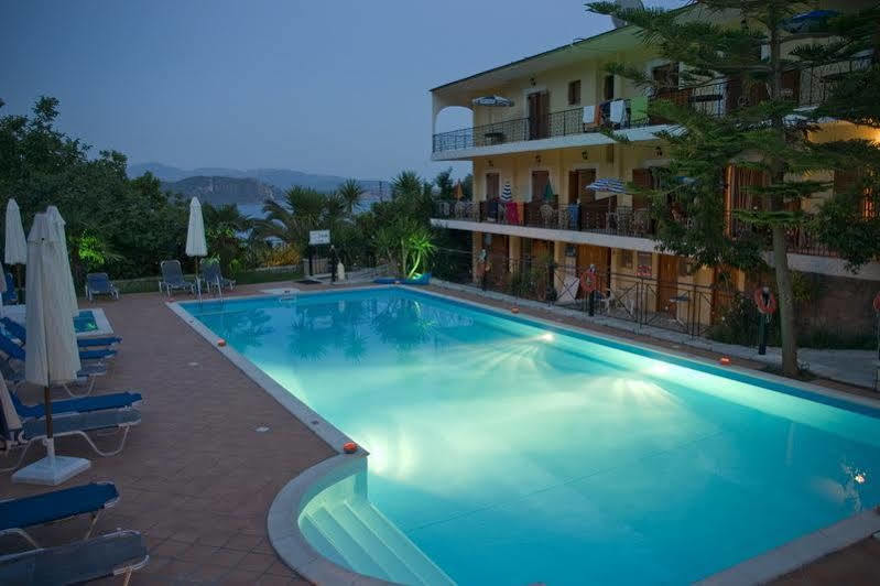 Bella Vista Hotel And Apartments Parga Exteriör bild