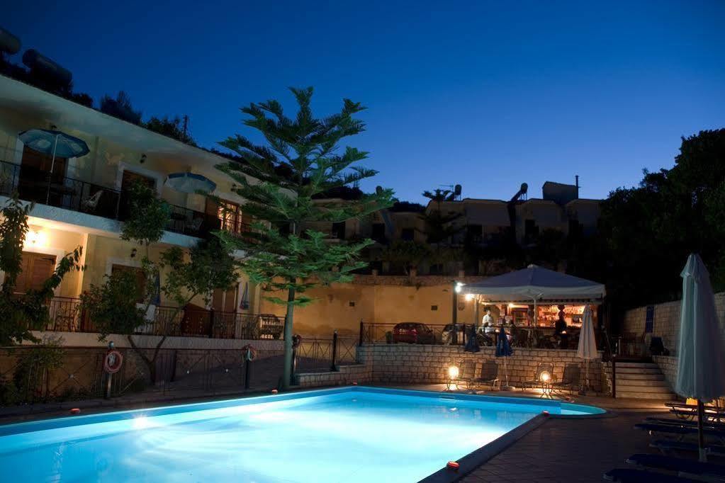Bella Vista Hotel And Apartments Parga Exteriör bild