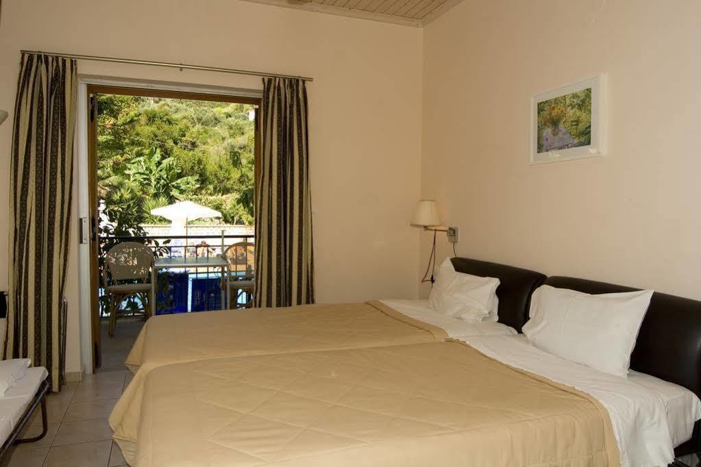 Bella Vista Hotel And Apartments Parga Exteriör bild